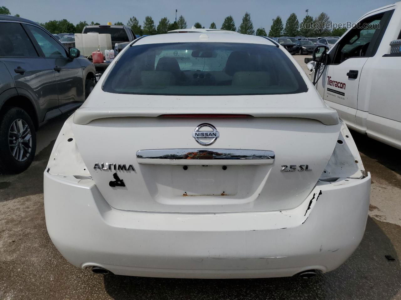 2009 Nissan Altima 2.5 White vin: 1N4AL21E29N471624