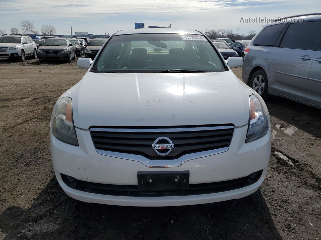 2009 Nissan Altima 2.5 Белый vin: 1N4AL21E29N480341