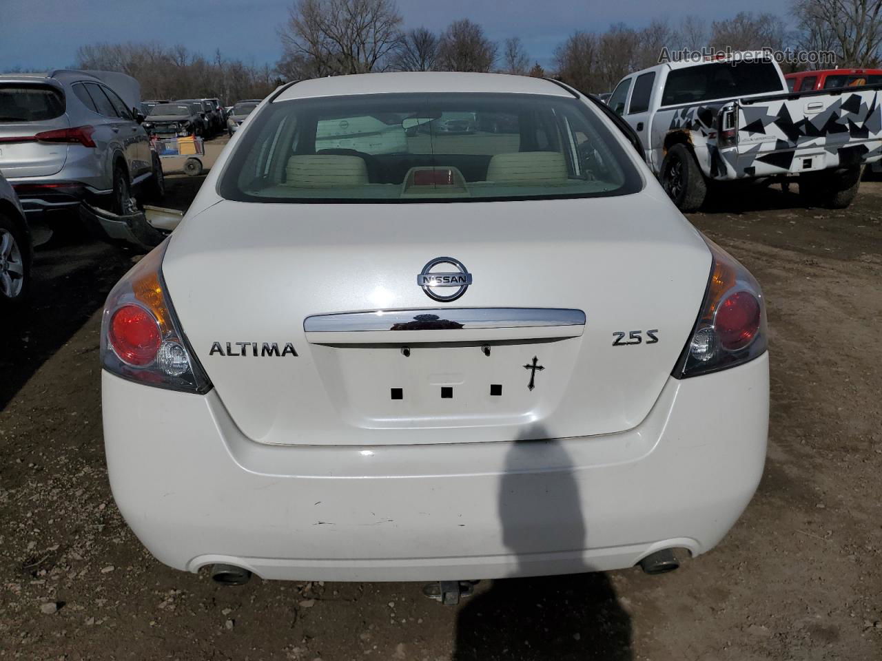 2009 Nissan Altima 2.5 White vin: 1N4AL21E29N480341