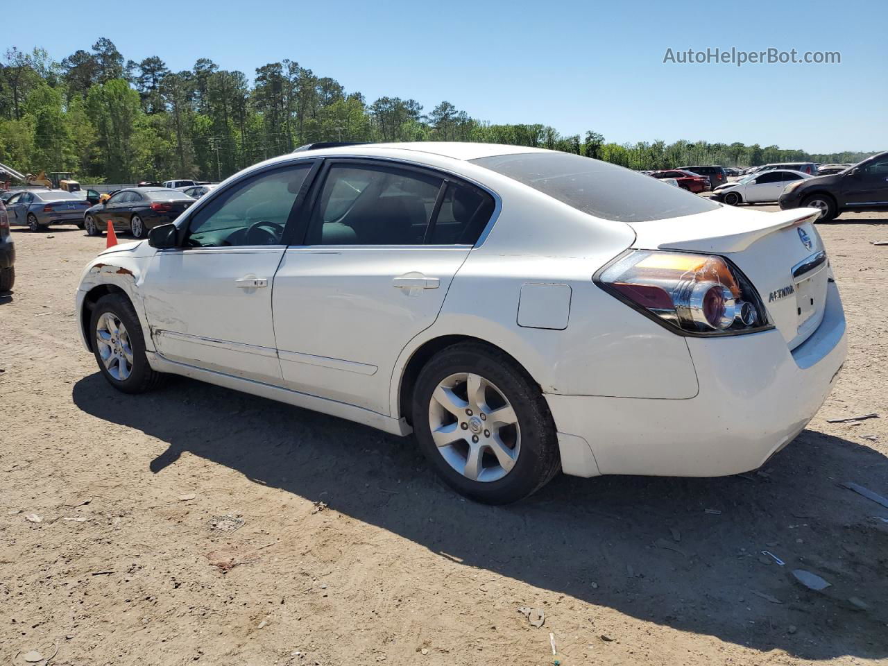 2009 Nissan Altima 2.5 White vin: 1N4AL21E39N441175