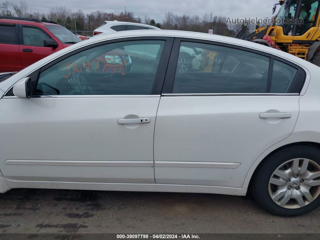 2009 Nissan Altima 2.5 S White vin: 1N4AL21E39N524248