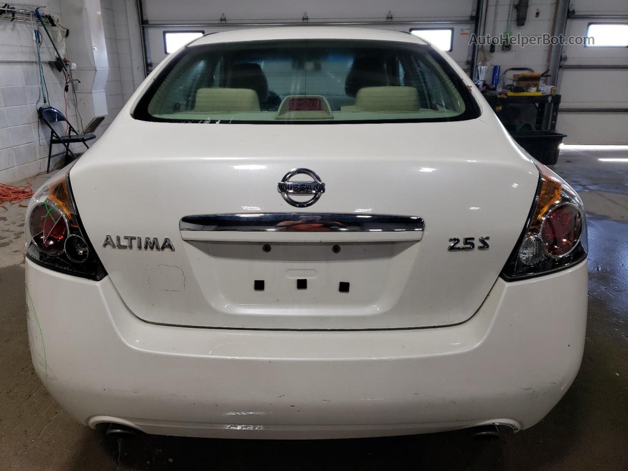 2009 Nissan Altima 2.5 White vin: 1N4AL21E49N474959