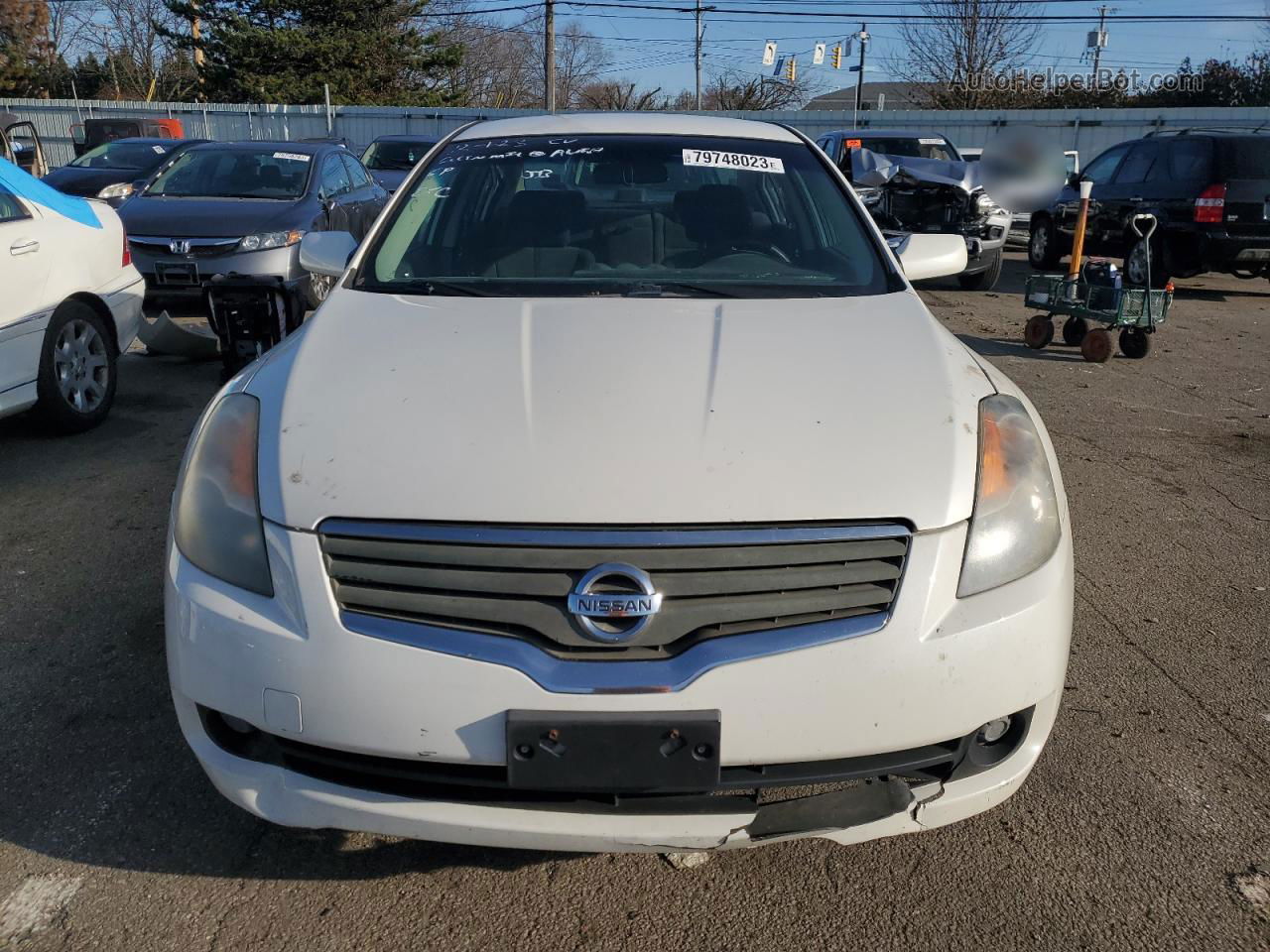 2009 Nissan Altima 2.5 White vin: 1N4AL21E69N402483