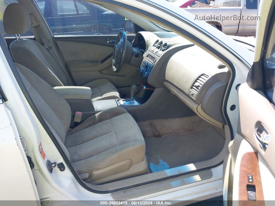 2008 Nissan Altima 2.5 S Белый vin: 1N4AL21EX8N404767