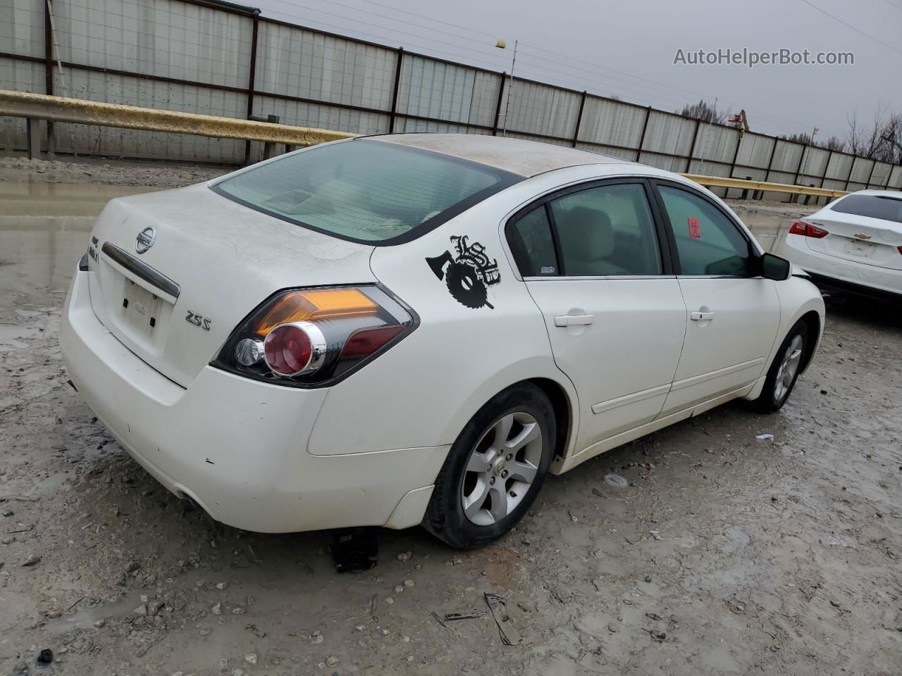 2008 Nissan Altima 2.5 White vin: 1N4AL21EX8N526075