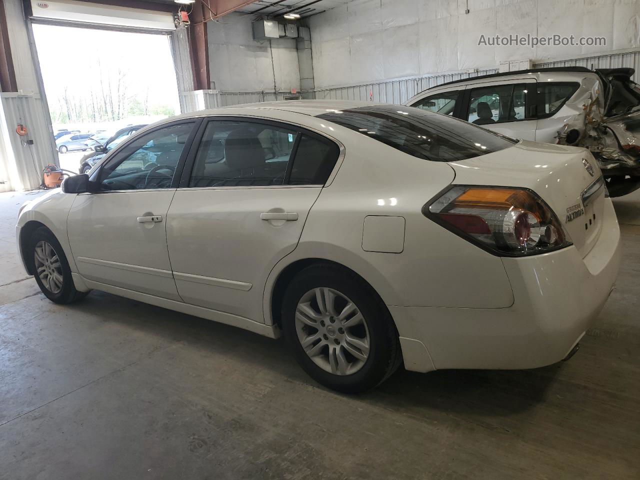 2011 Nissan Altima Base Белый vin: 1N4AL2AP0BN459558