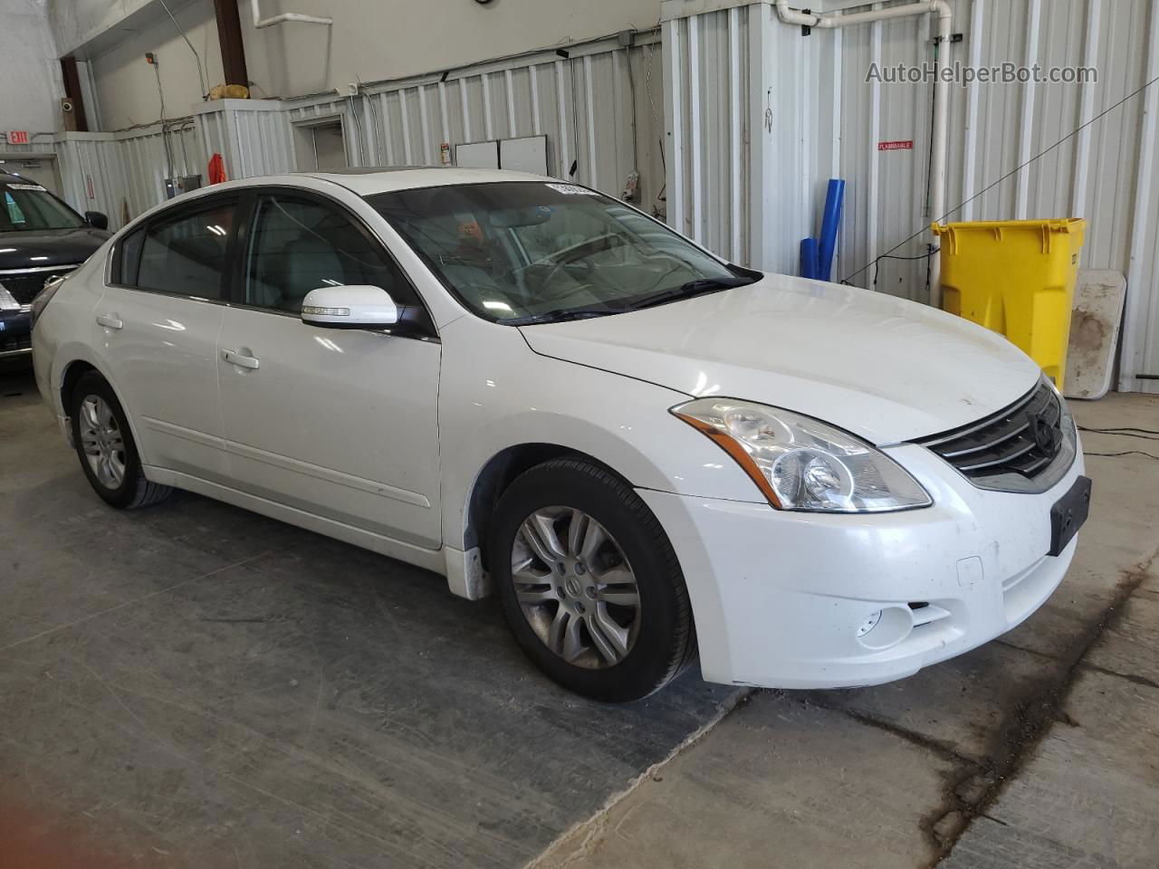 2011 Nissan Altima Base Белый vin: 1N4AL2AP0BN459558