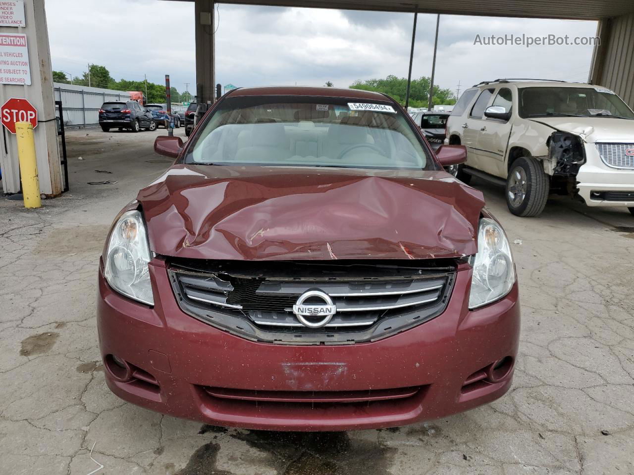 2011 Nissan Altima Base Maroon vin: 1N4AL2AP1BN494111