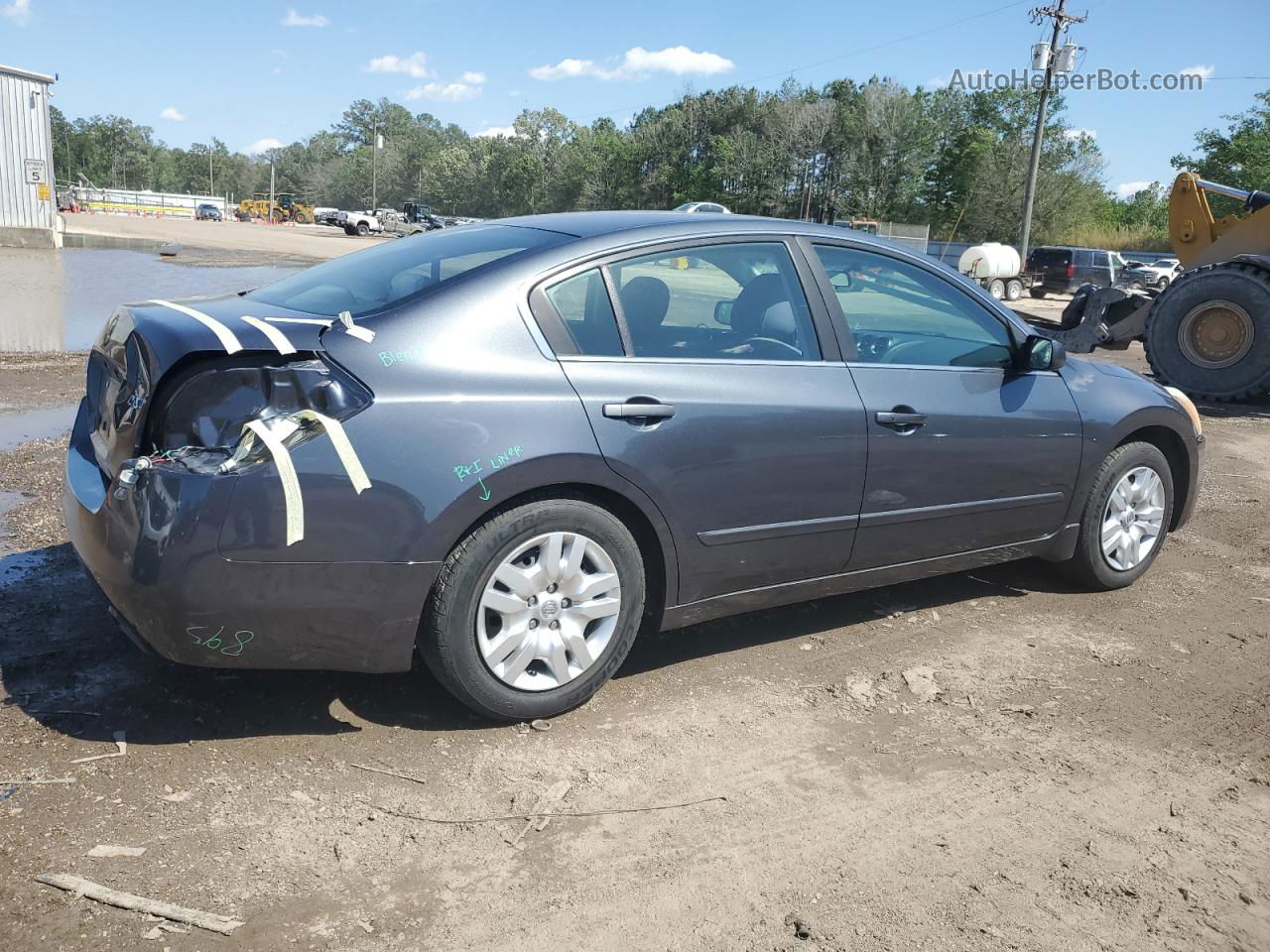 2011 Nissan Altima Base Gray vin: 1N4AL2AP2BC102068