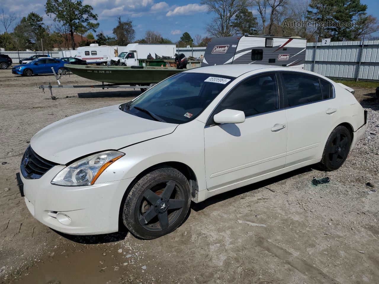 2011 Nissan Altima Base Белый vin: 1N4AL2AP2BN478239