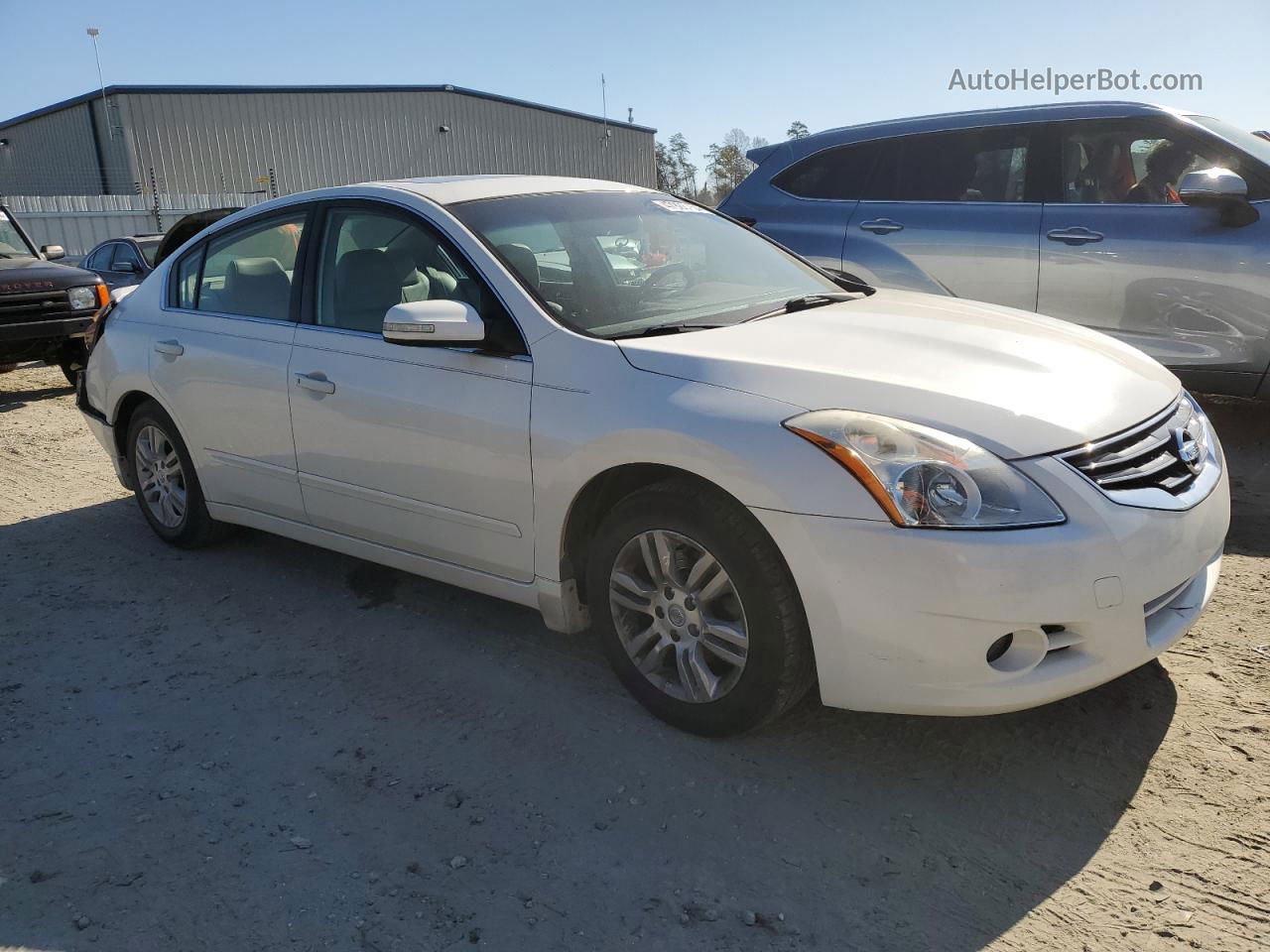 2011 Nissan Altima Base White vin: 1N4AL2AP3BC101172