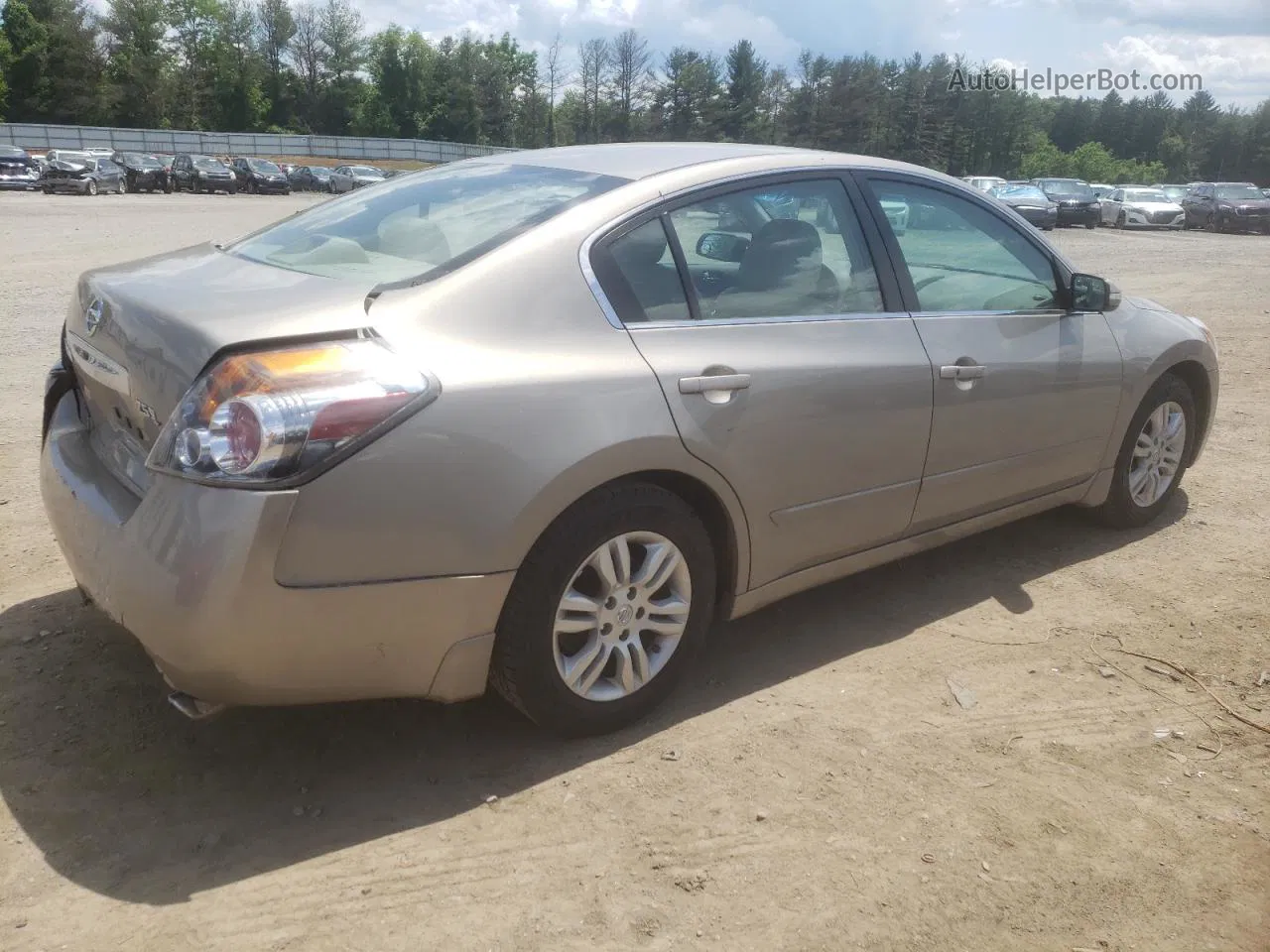 2011 Nissan Altima Base Tan vin: 1N4AL2AP3BN408247