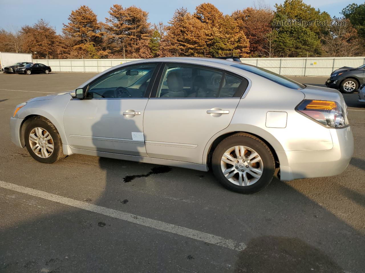 2011 Nissan Altima Base Silver vin: 1N4AL2AP3BN494840