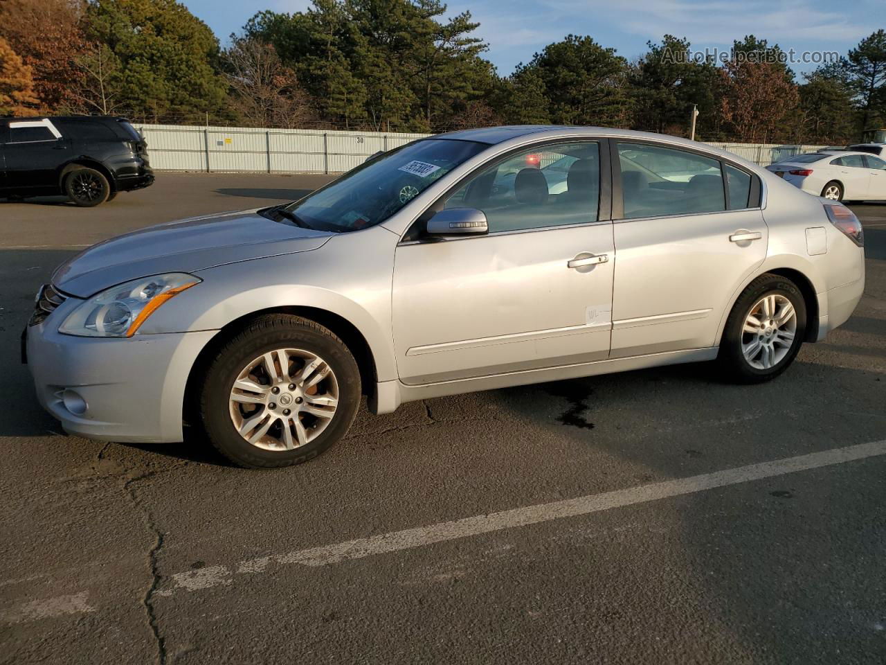 2011 Nissan Altima Base Silver vin: 1N4AL2AP3BN494840