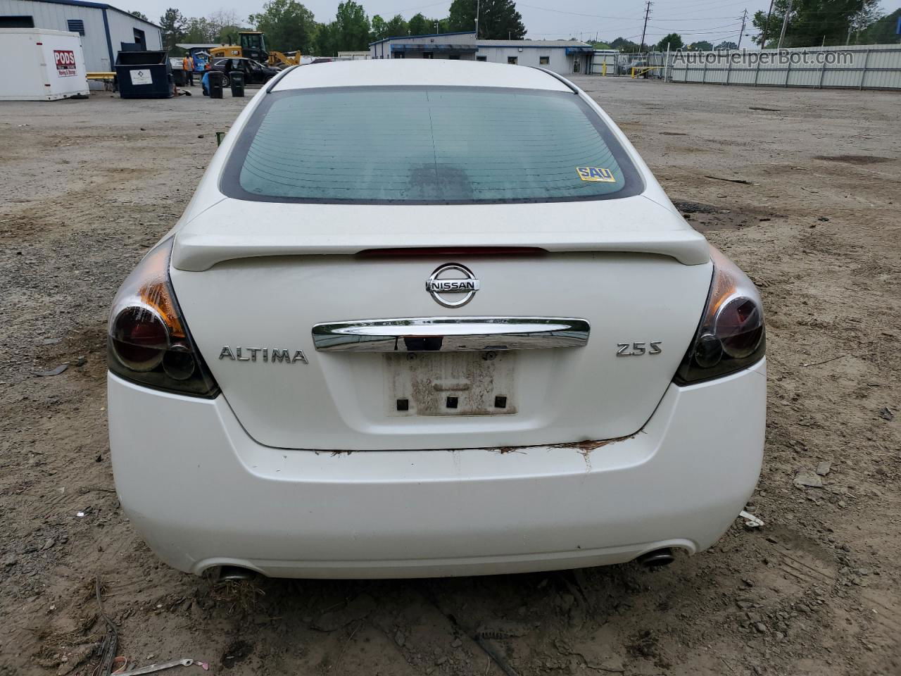 2011 Nissan Altima Base White vin: 1N4AL2AP5BN452220