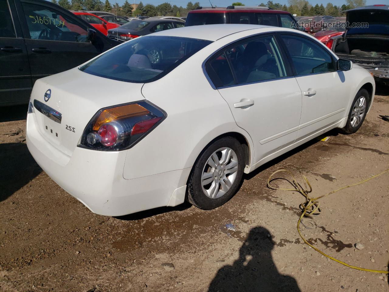 2011 Nissan Altima Base White vin: 1N4AL2AP5BN462469