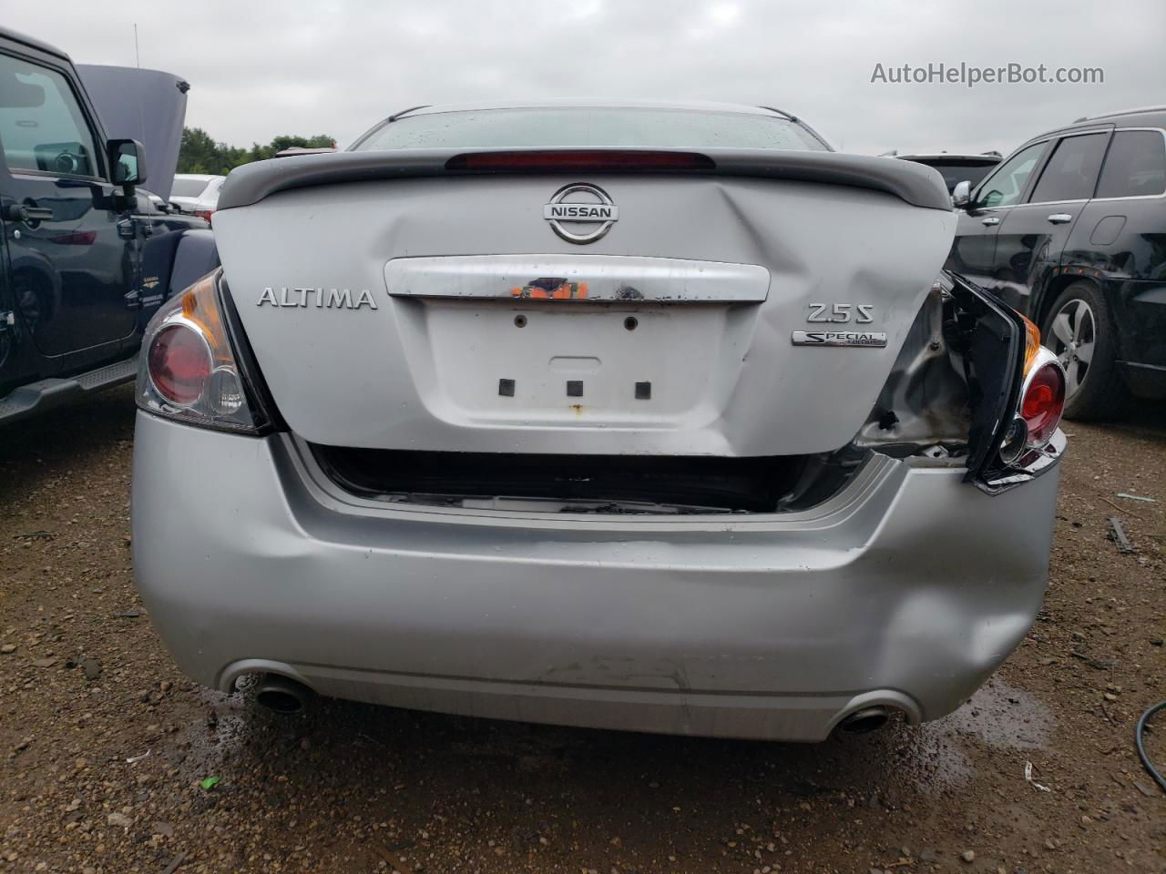 2011 Nissan Altima Base Silver vin: 1N4AL2AP7BN515737