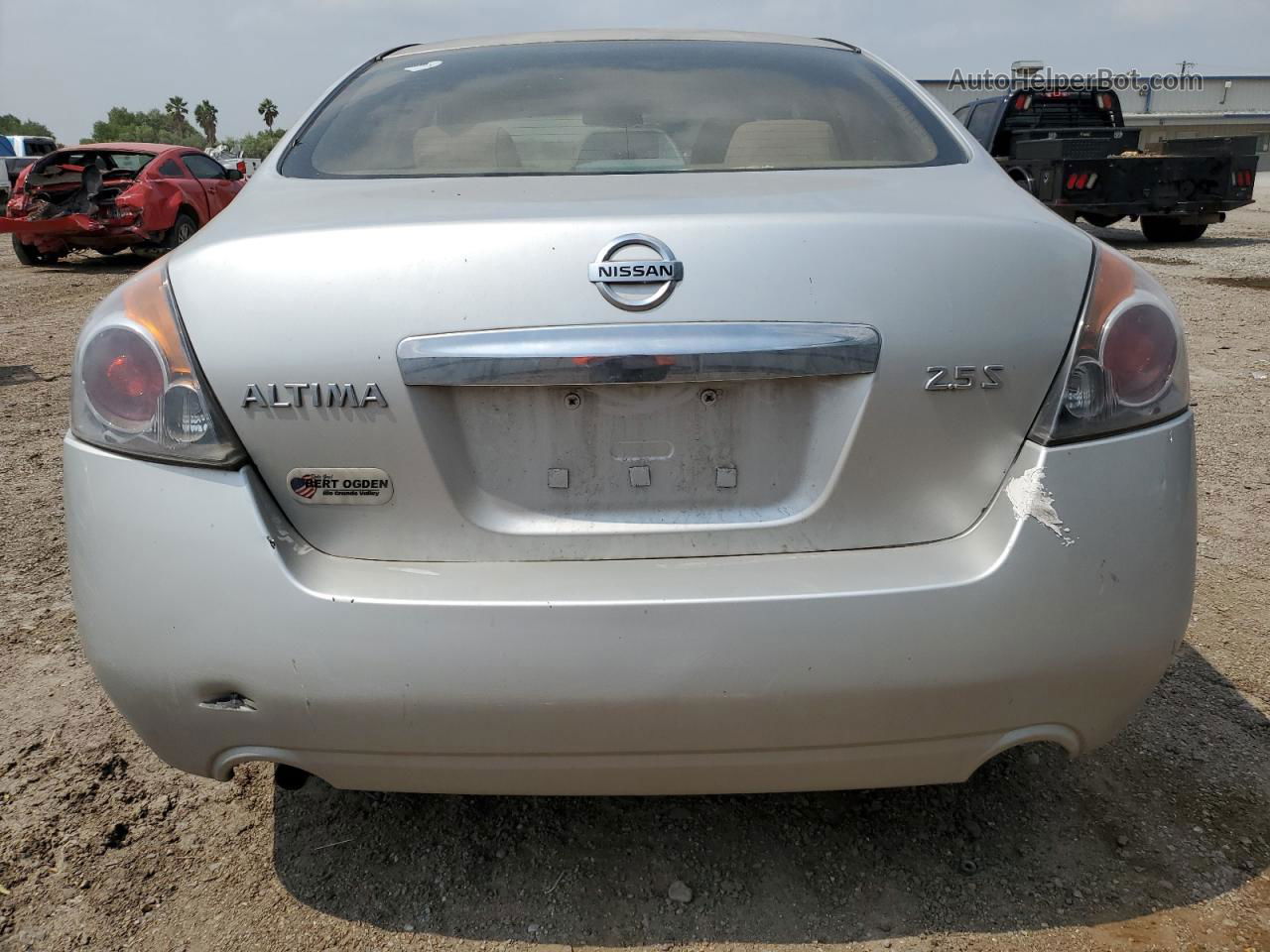 2011 Nissan Altima Base Silver vin: 1N4AL2AP8BC139996