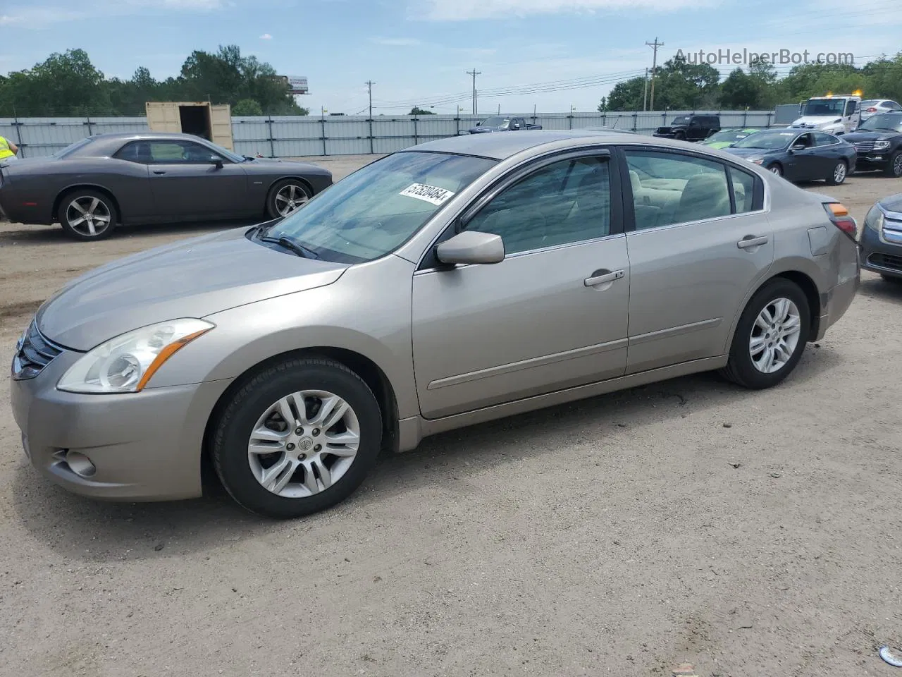 2011 Nissan Altima Base Beige vin: 1N4AL2AP8BC171301