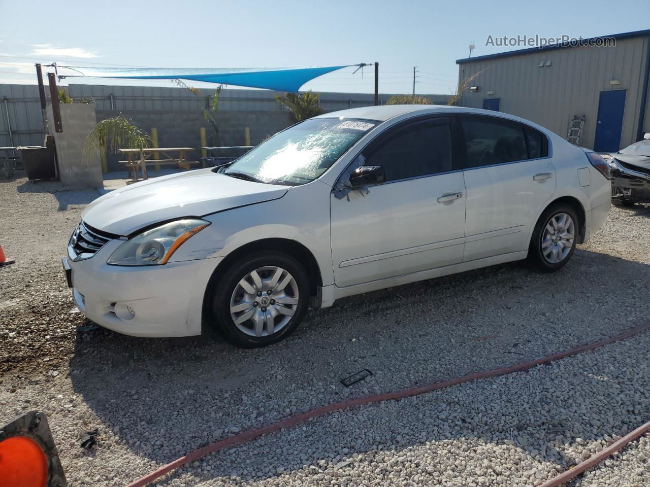 2011 Nissan Altima Base White vin: 1N4AL2APXBN493829