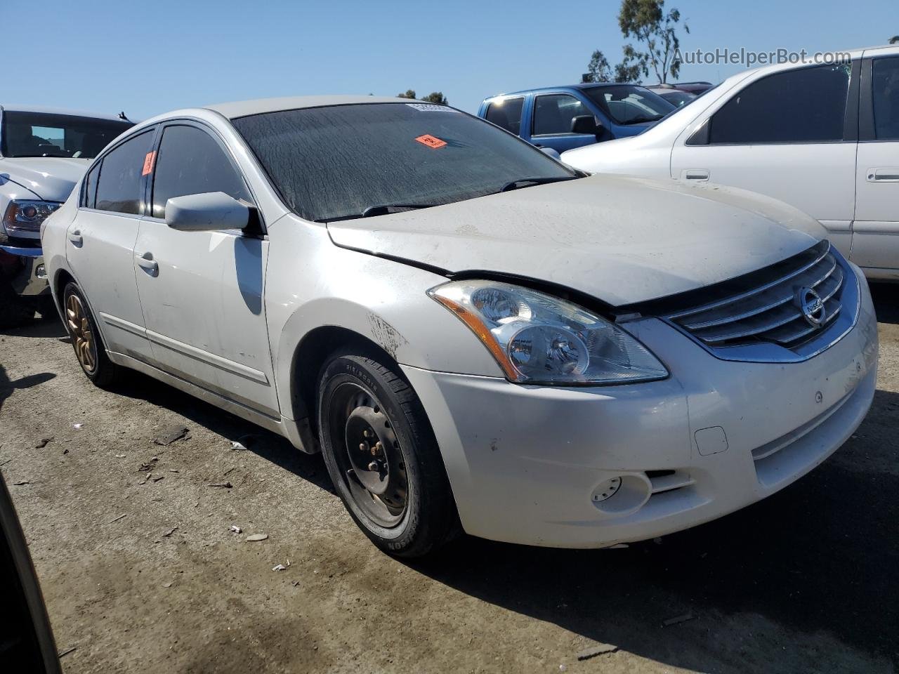 2011 Nissan Altima Base White vin: 1N4AL2APXBN501976