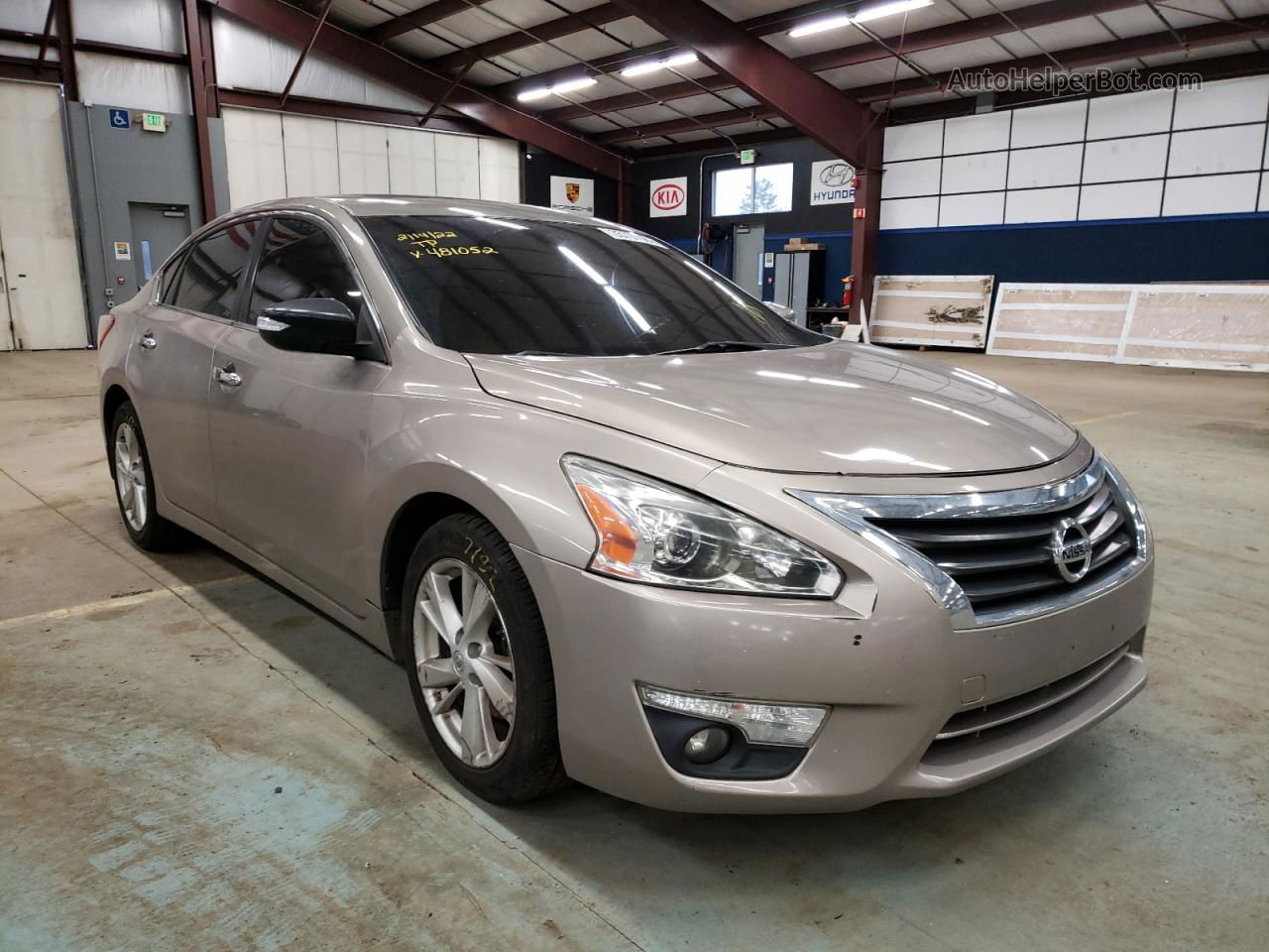 2013 nissan altima gold