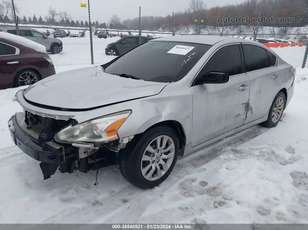 2015 Nissan Altima 2.5 S Серебряный vin: 1N4AL3AP0FC127322