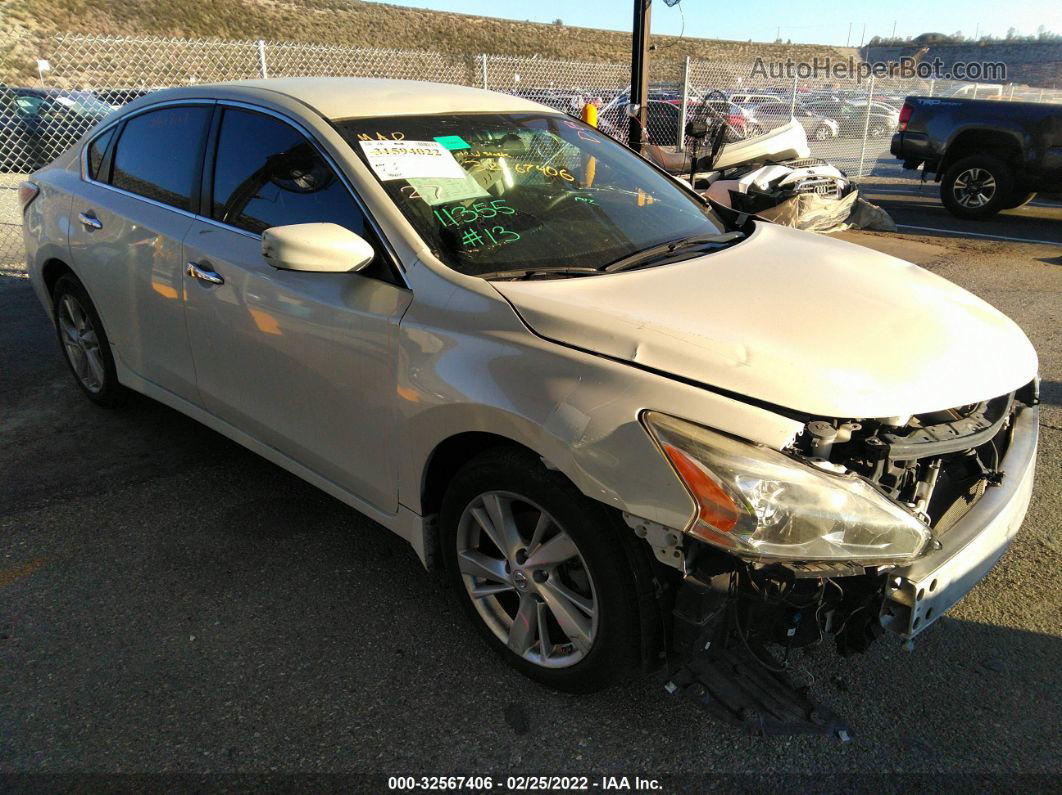 2015 Nissan Altima 2.5 Sv White vin: 1N4AL3AP0FC232684