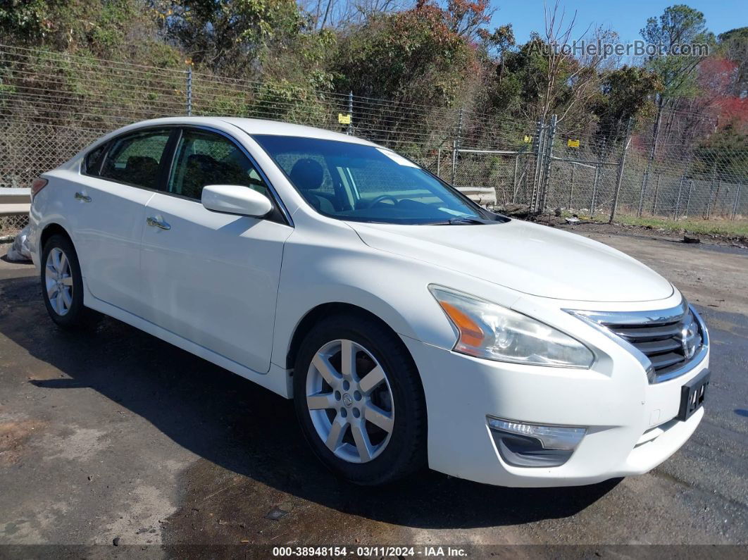 2015 Nissan Altima 2.5/2.5 S/2.5 Sl/2.5 Sv White vin: 1N4AL3AP0FC243880