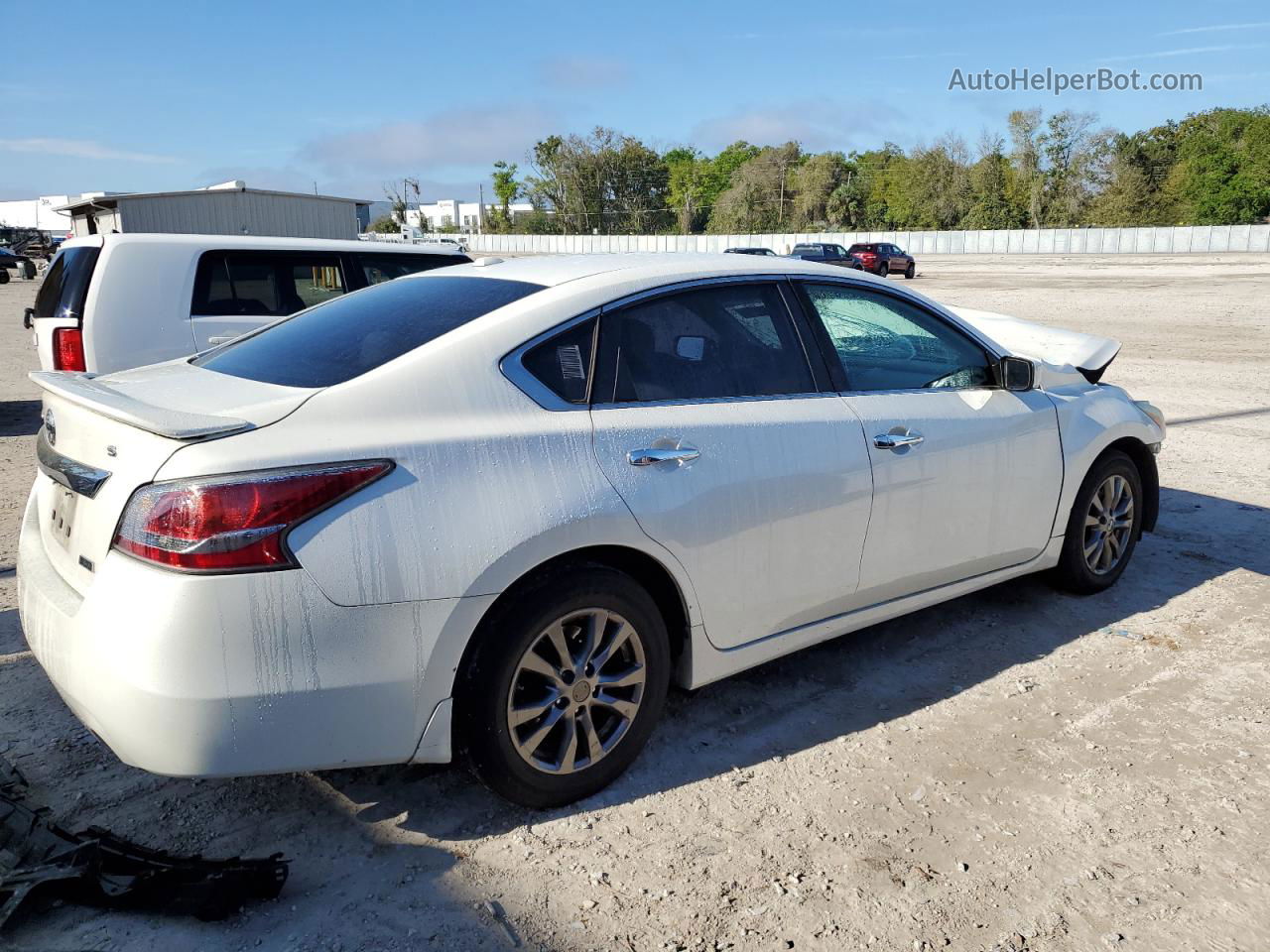 2015 Nissan Altima 2.5 White vin: 1N4AL3AP0FC587760