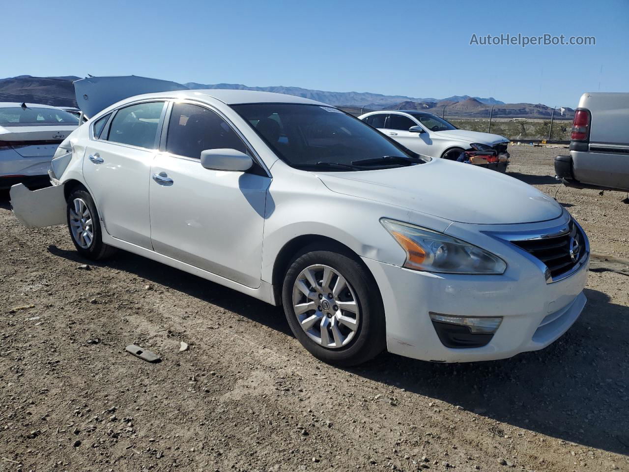 2015 Nissan Altima 2.5 White vin: 1N4AL3AP0FN396473