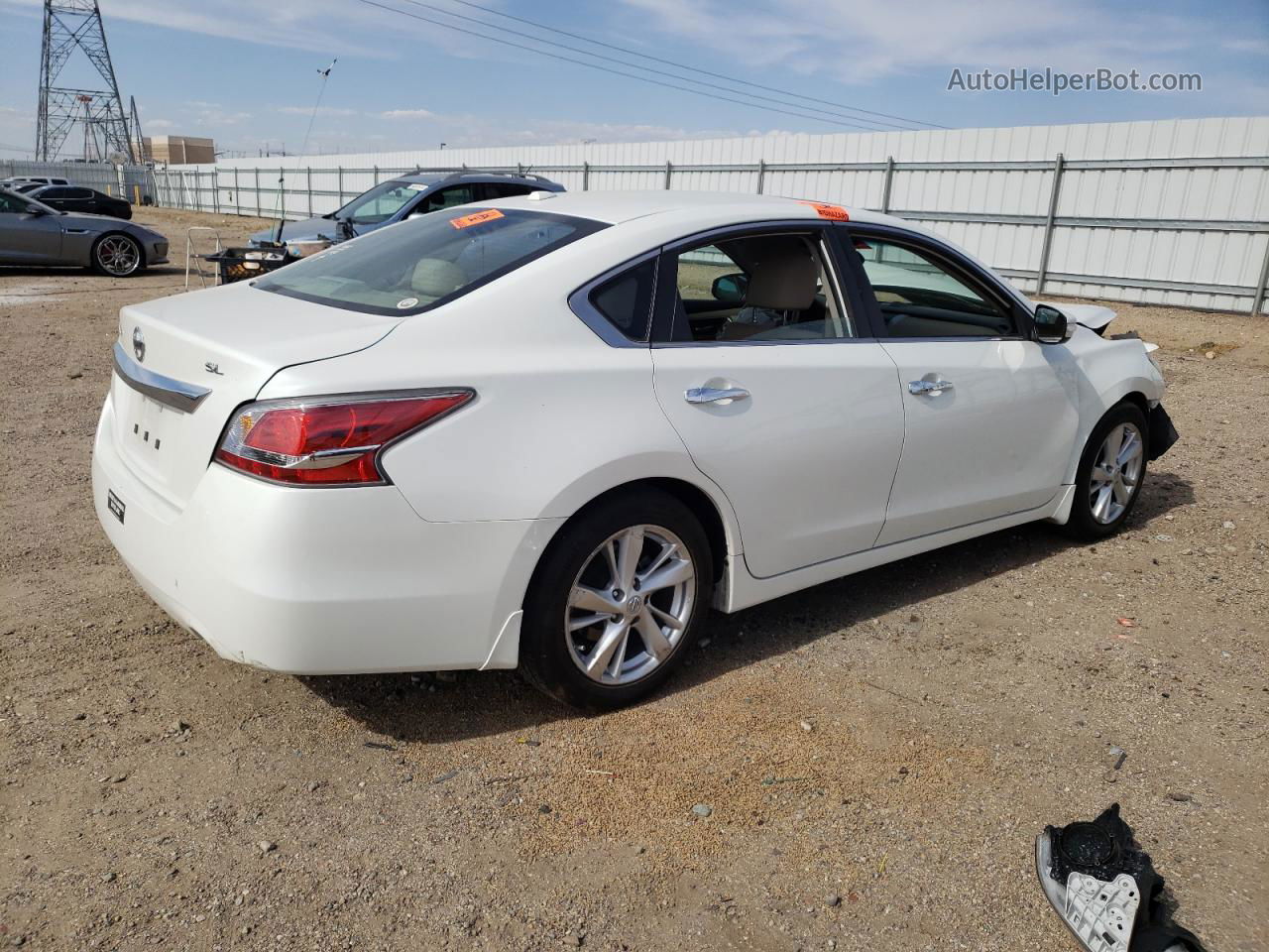 2015 Nissan Altima 2.5 White vin: 1N4AL3AP0FN404295