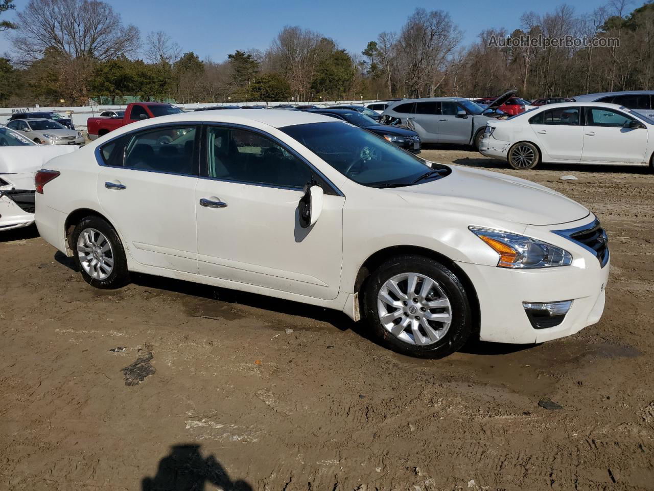 2015 Nissan Altima 2.5 White vin: 1N4AL3AP0FN922066