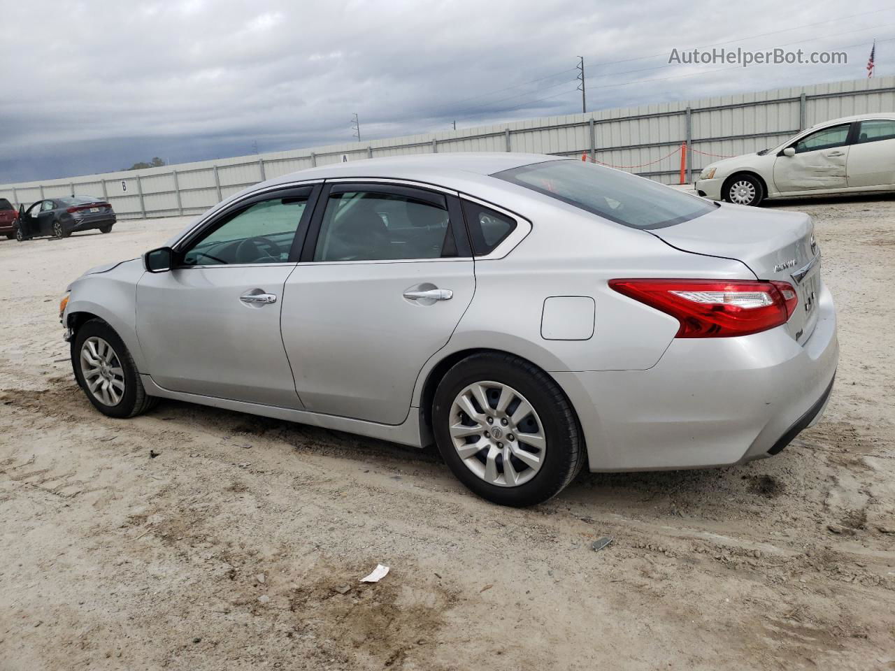 2016 Nissan Altima 2.5 Silver vin: 1N4AL3AP0GN306496