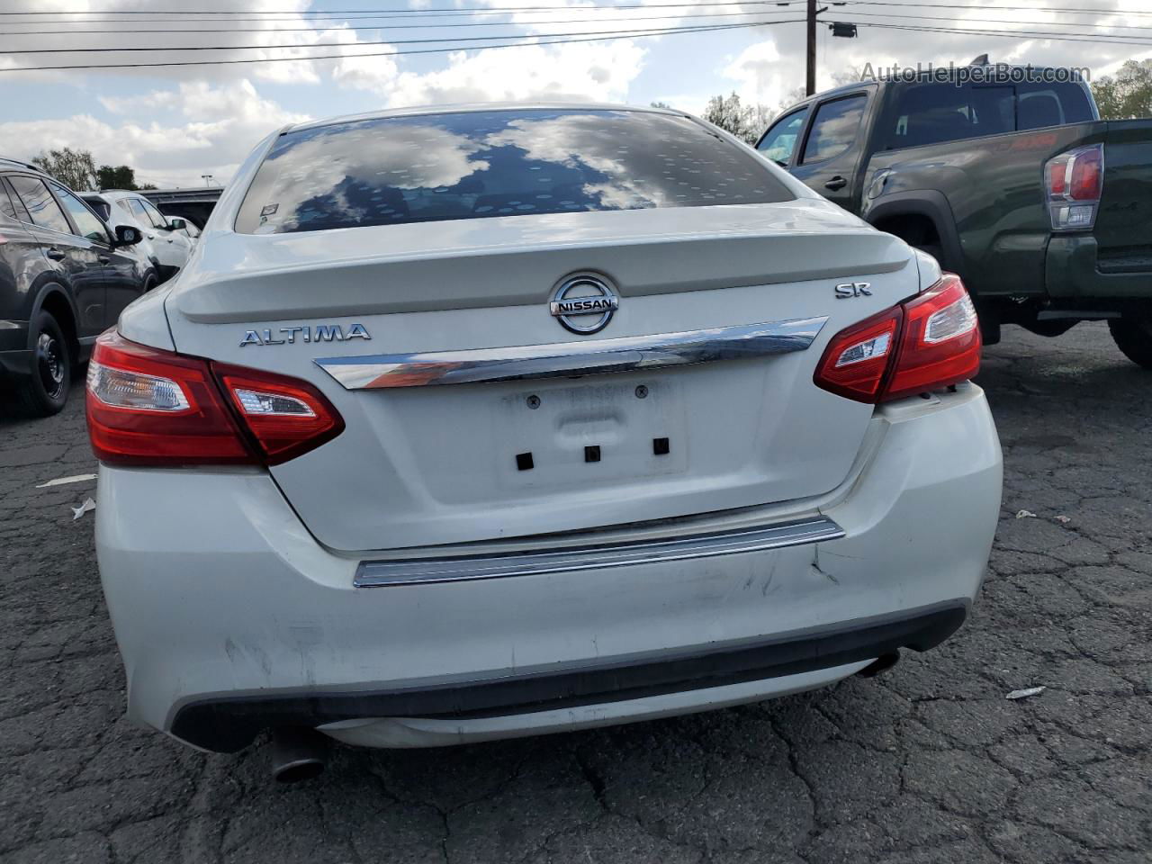 2016 Nissan Altima 2.5 Белый vin: 1N4AL3AP0GN381733