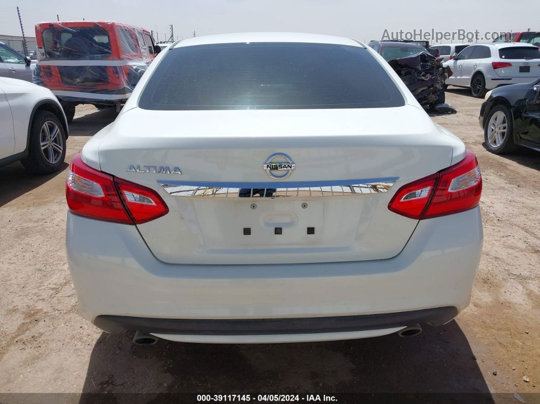 2016 Nissan Altima 2.5 S Белый vin: 1N4AL3AP0GN385510