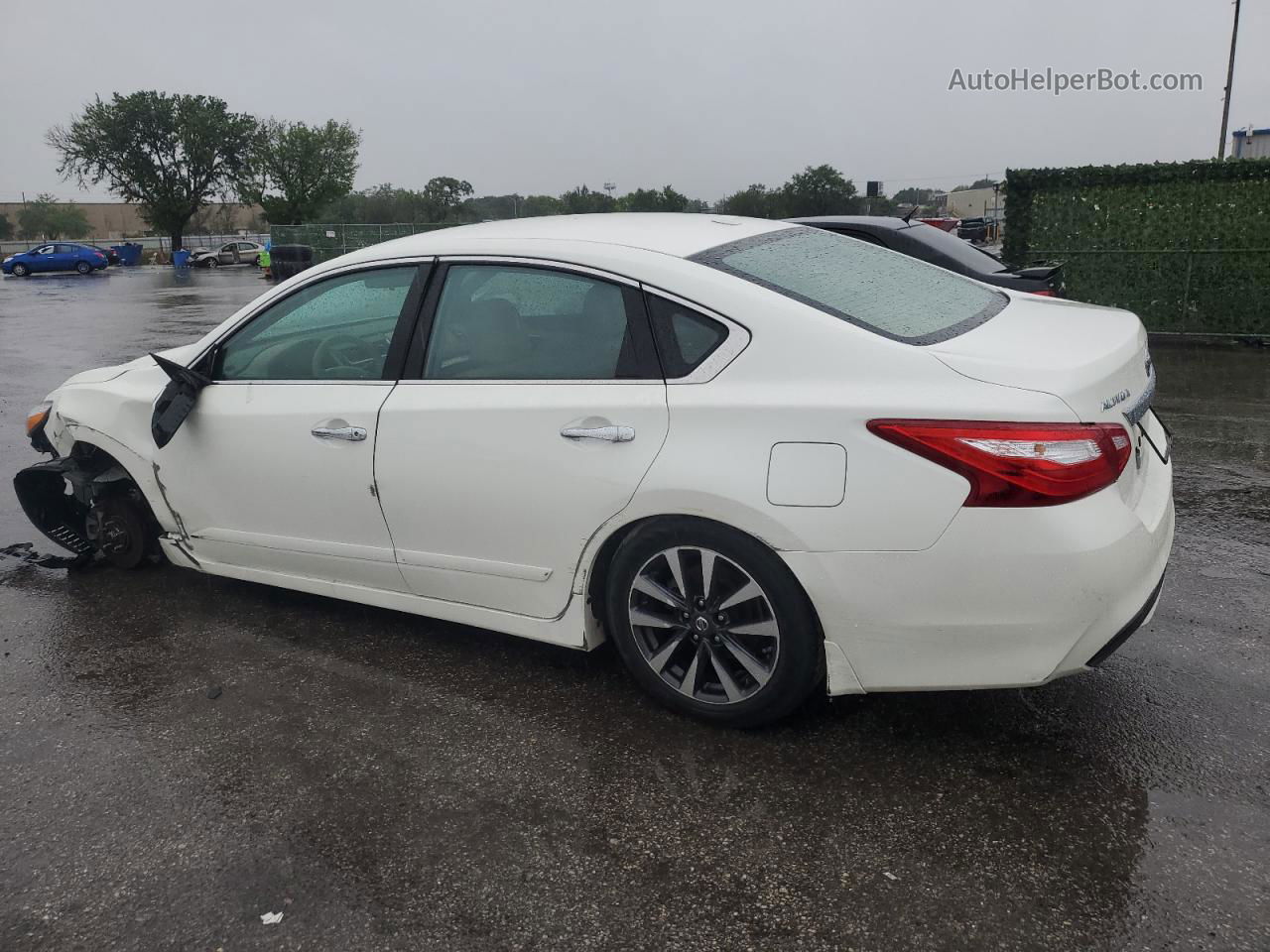 2017 Nissan Altima 2.5 Beige vin: 1N4AL3AP0HC166589