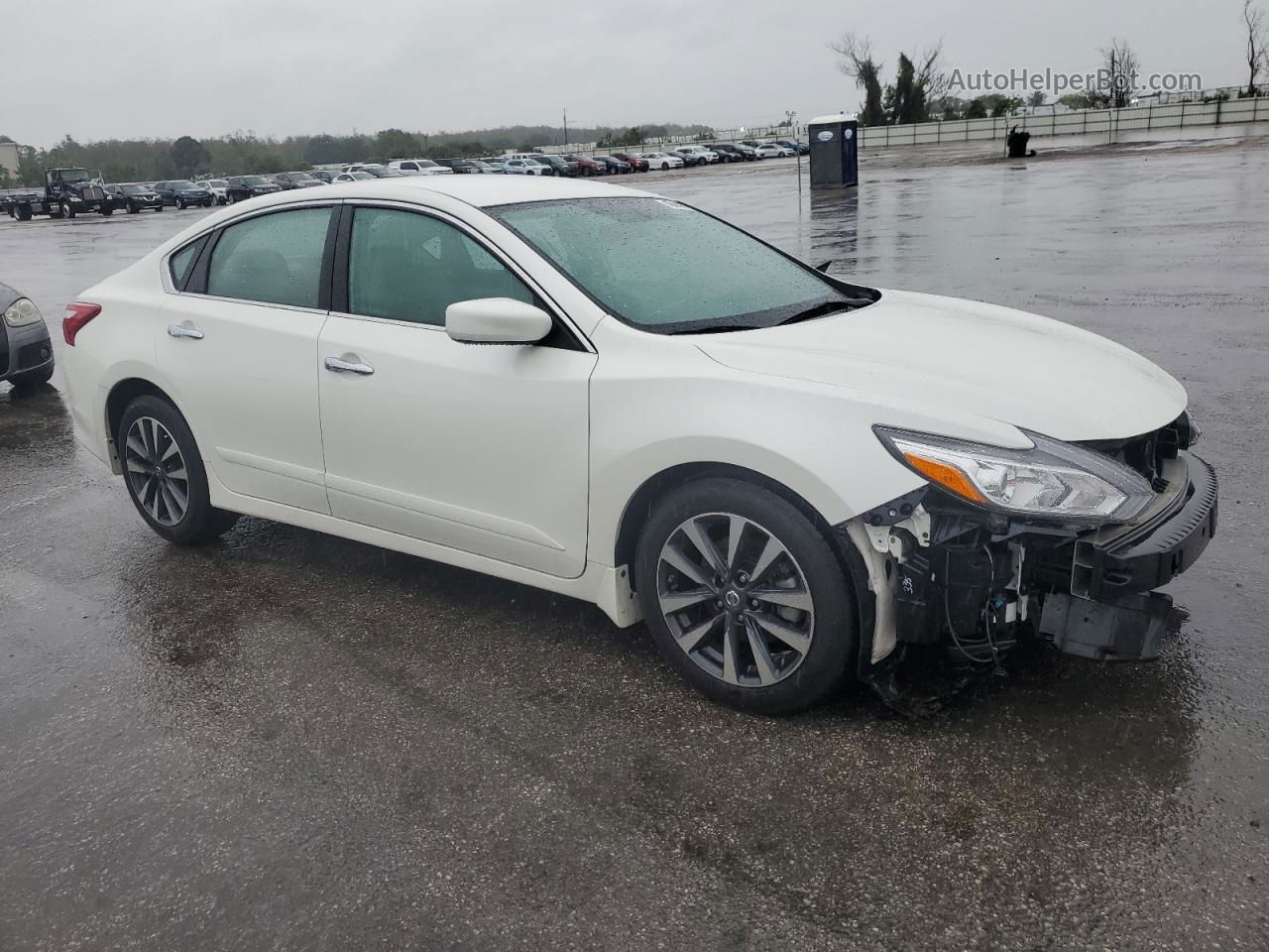 2017 Nissan Altima 2.5 Beige vin: 1N4AL3AP0HC166589