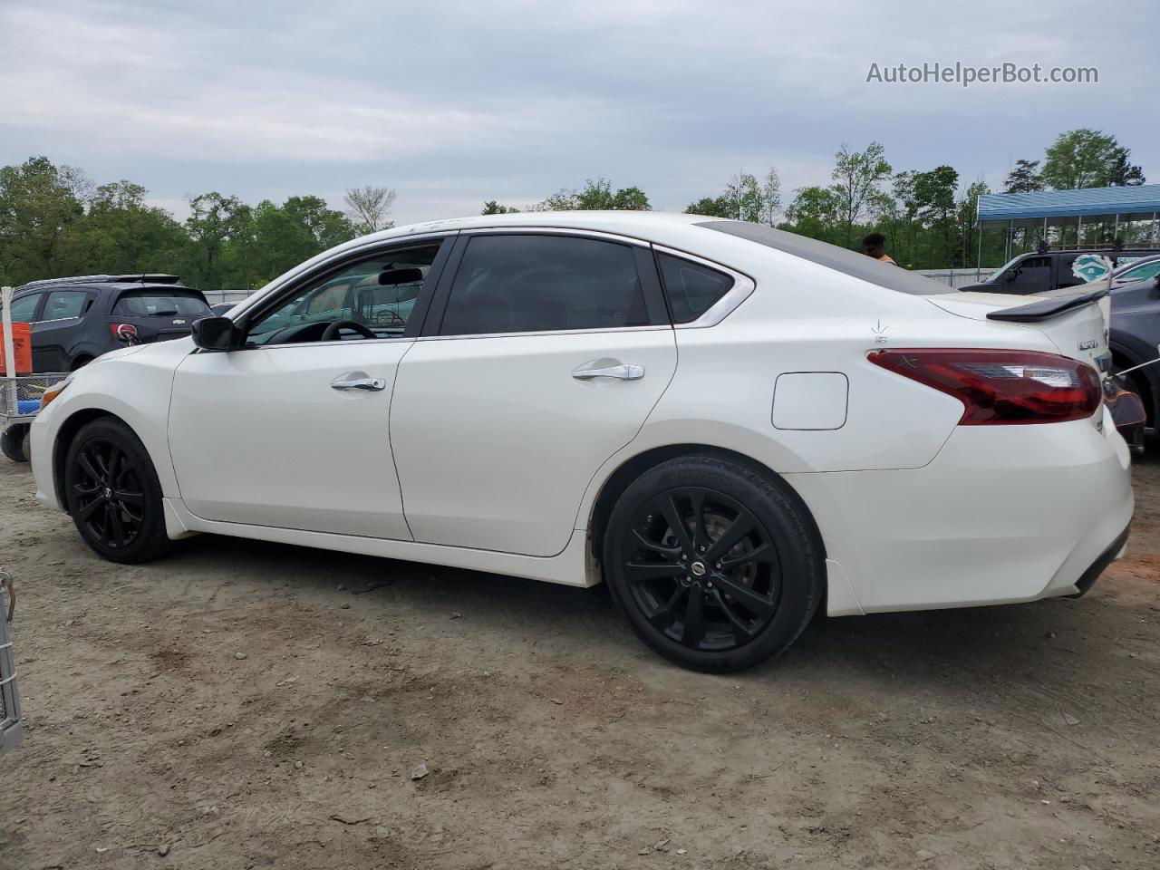 2017 Nissan Altima 2.5 White vin: 1N4AL3AP0HC283668