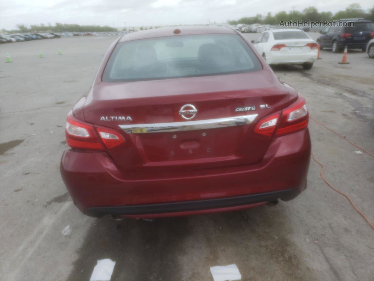 2017 Nissan Altima 2.5 Red vin: 1N4AL3AP0HC940503