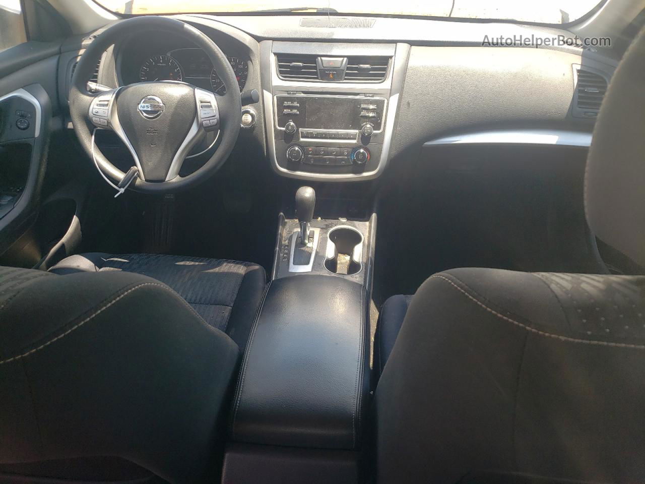 2017 Nissan Altima 2.5 Серебряный vin: 1N4AL3AP0HN333585