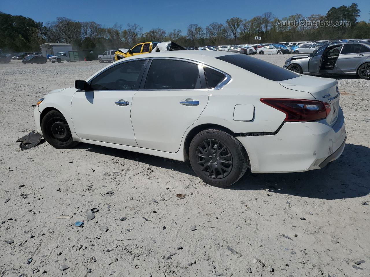 2017 Nissan Altima 2.5 White vin: 1N4AL3AP0HN365856