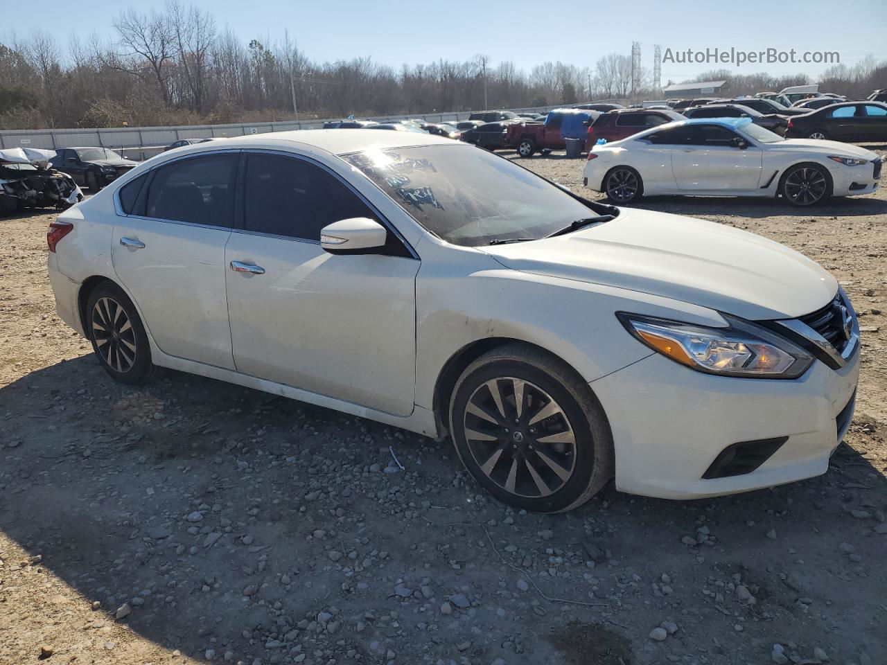 2018 Nissan Altima 2.5 White vin: 1N4AL3AP0JC126695