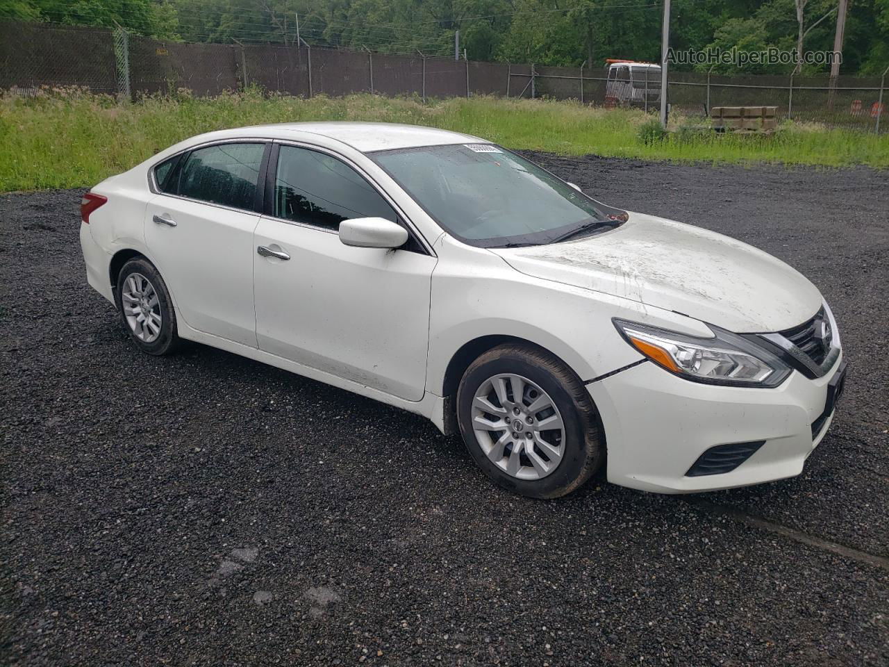 2018 Nissan Altima 2.5 White vin: 1N4AL3AP0JC149720