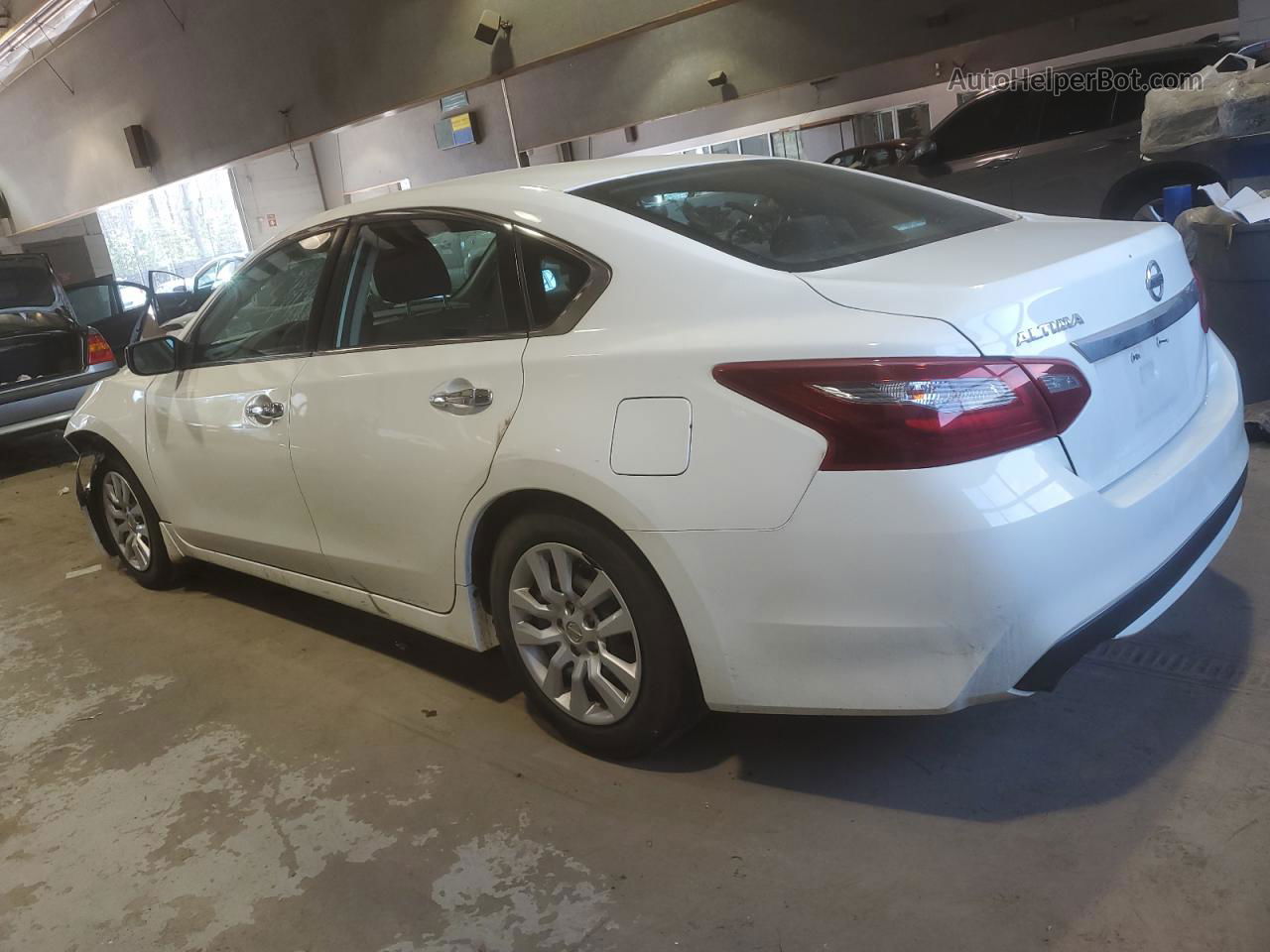 2018 Nissan Altima 2.5 White vin: 1N4AL3AP0JC273275