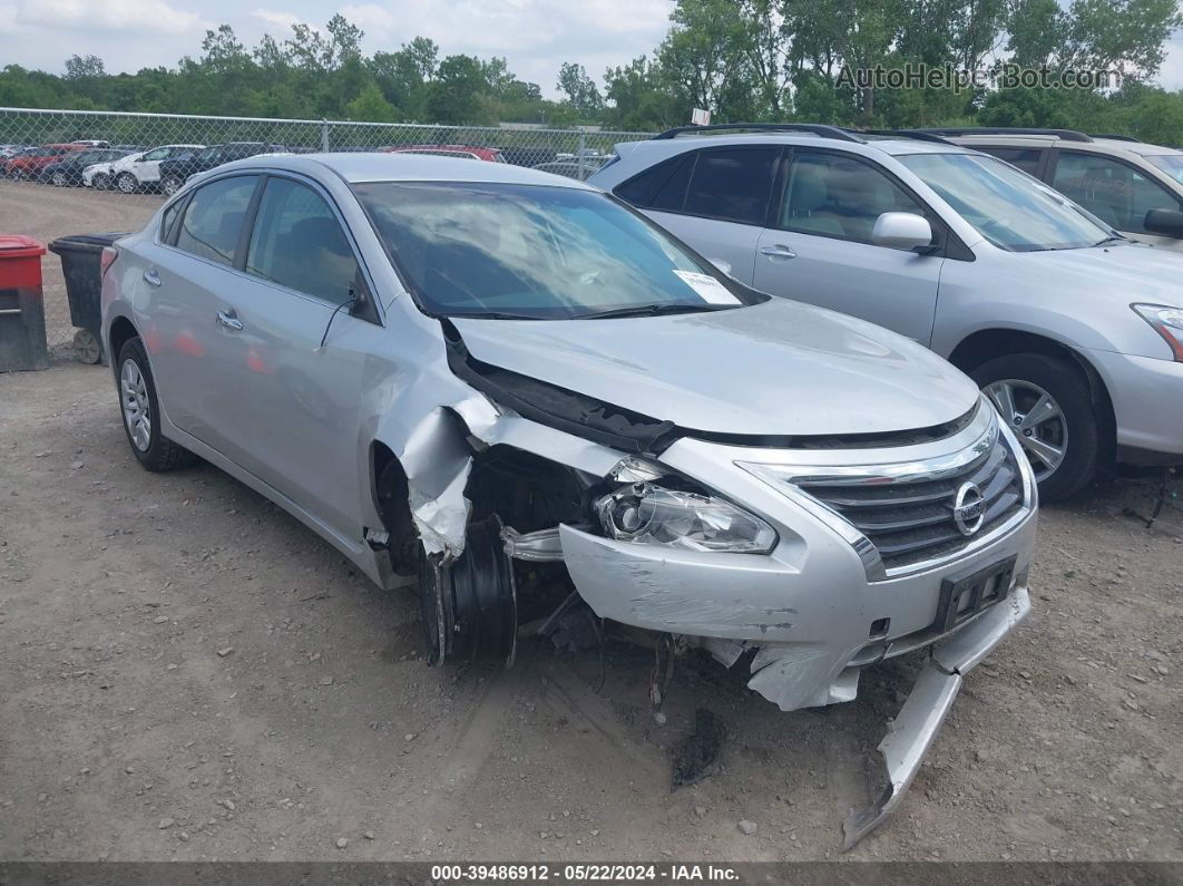 2014 Nissan Altima 2.5 S Серебряный vin: 1N4AL3AP1EC120278