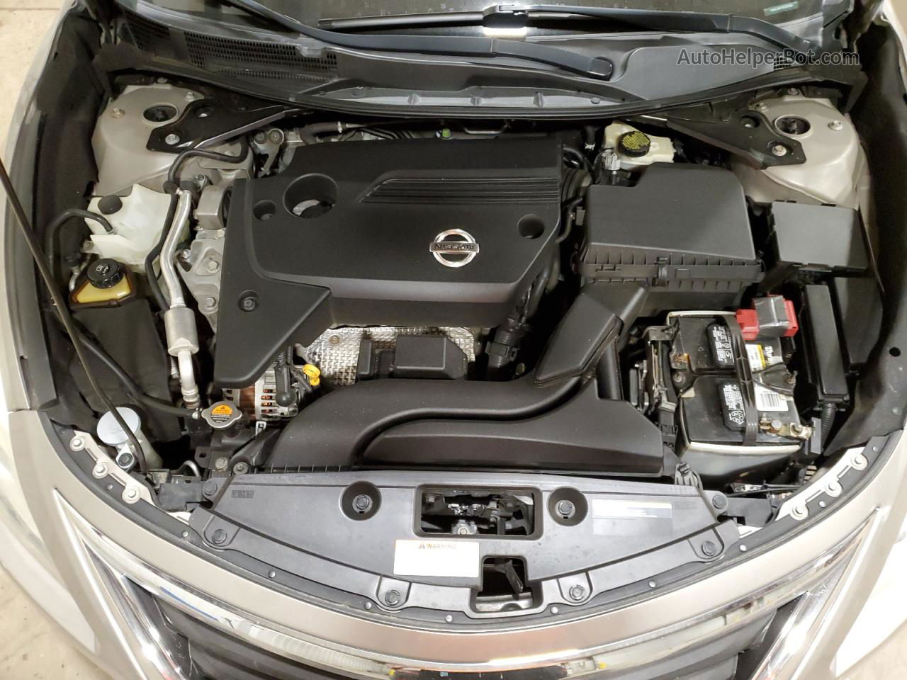 2014 Nissan Altima 2.5 Серебряный vin: 1N4AL3AP1EC274344