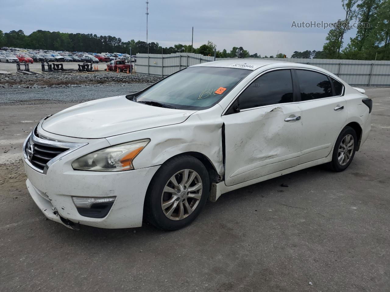 2014 Nissan Altima 2.5 White vin: 1N4AL3AP1EC281021