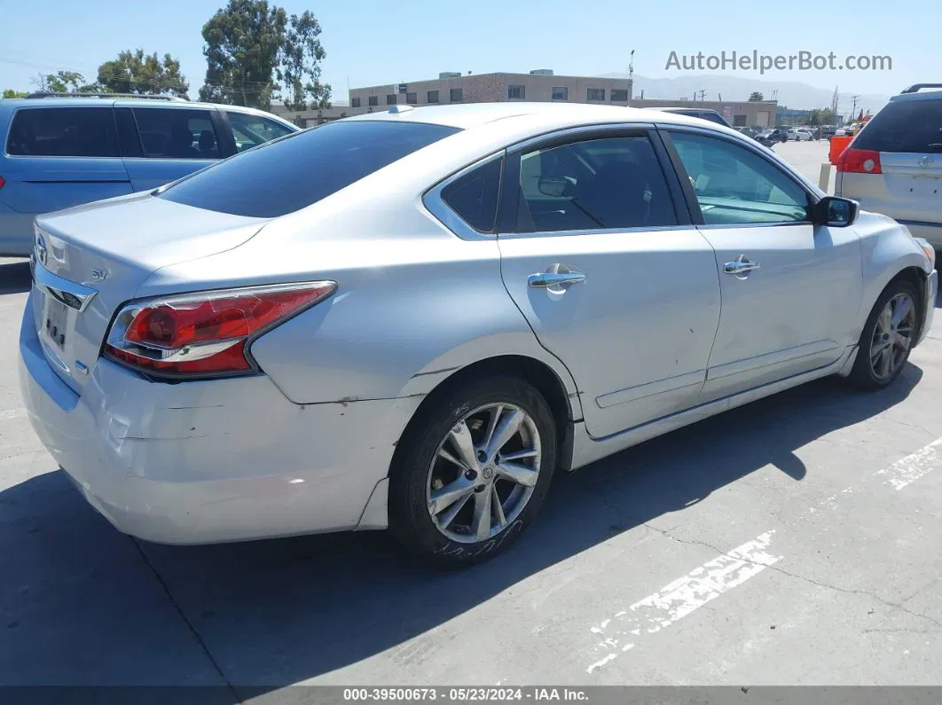 2014 Nissan Altima 2.5 Sv Silver vin: 1N4AL3AP1EN213922