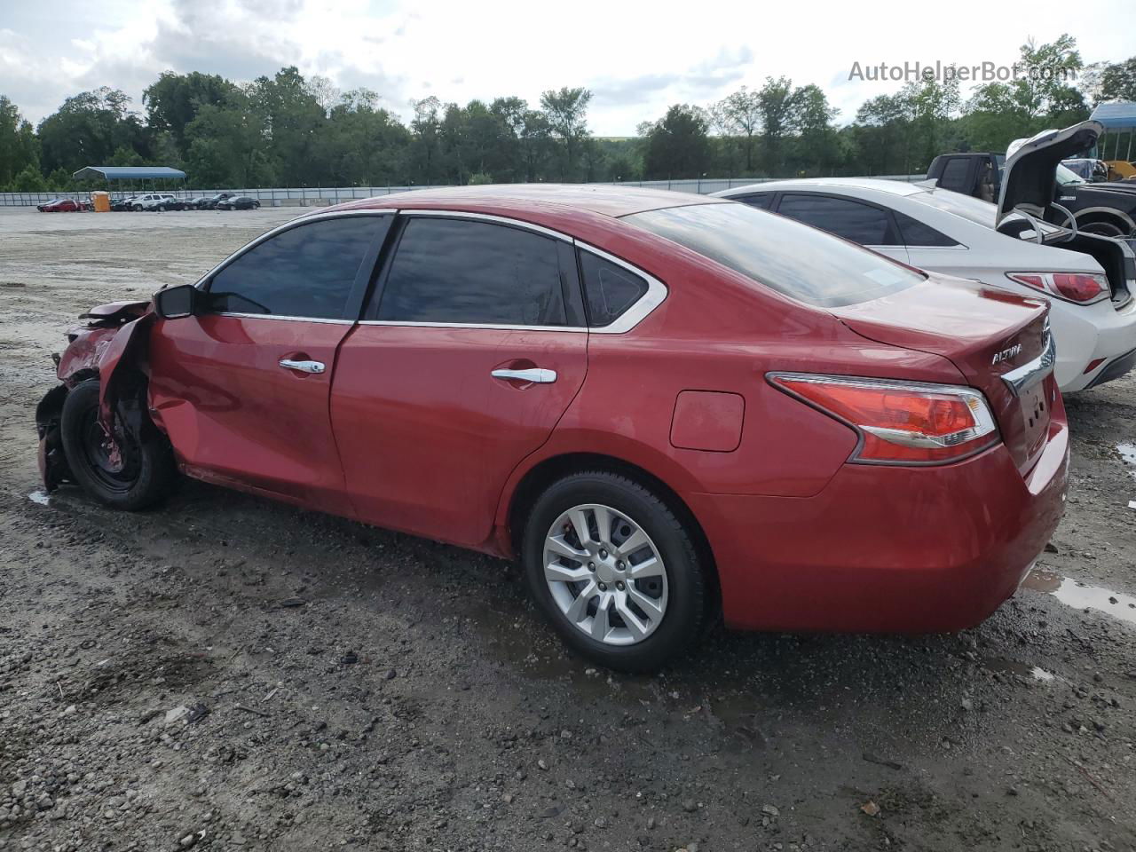 2014 Nissan Altima 2.5 Red vin: 1N4AL3AP1EN370236